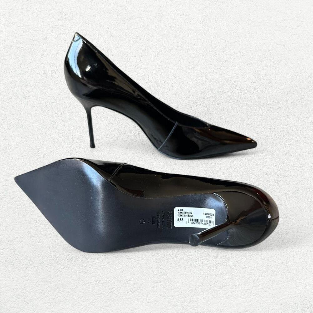 Schutz Alicia Patent Leather Pumps in Black